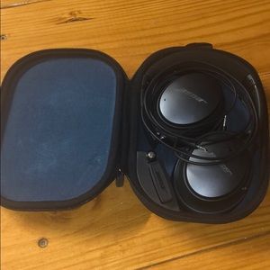 Bose Noise Cancelling Headphones